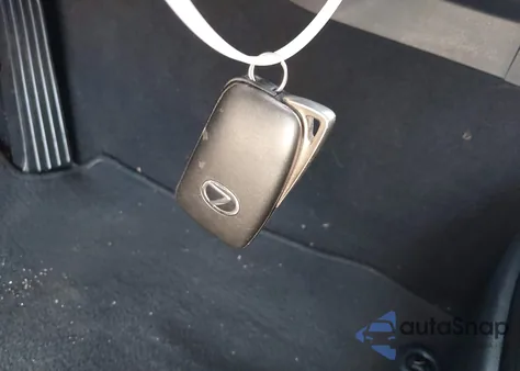 2019 Lexus Is 300 z USA, uszkodzony, nr VIN JTHBA1D24K5098140